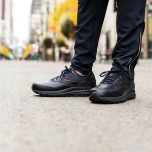 Brooks Addiction Walker 2